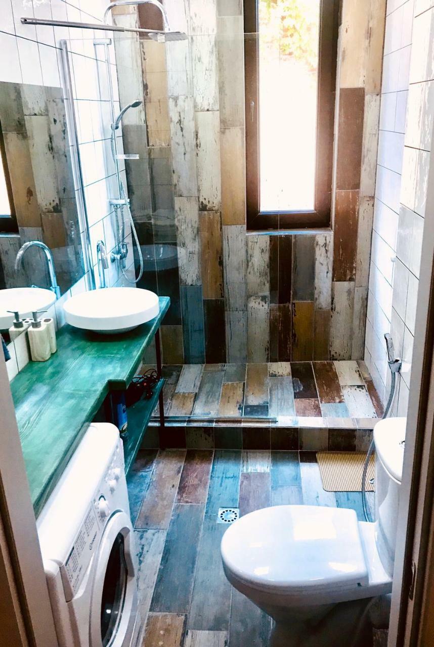 Style Apartments By Happy Place Tbilisi Ngoại thất bức ảnh