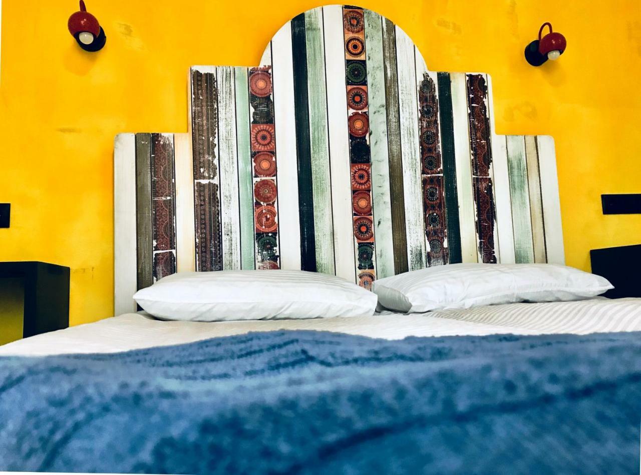 Style Apartments By Happy Place Tbilisi Ngoại thất bức ảnh